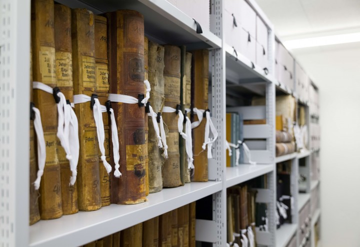 Ausbildungskurse im NÖ Landesarchiv